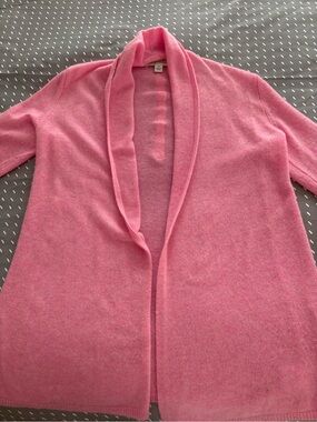 Lightweight cashmere trapeze sweater